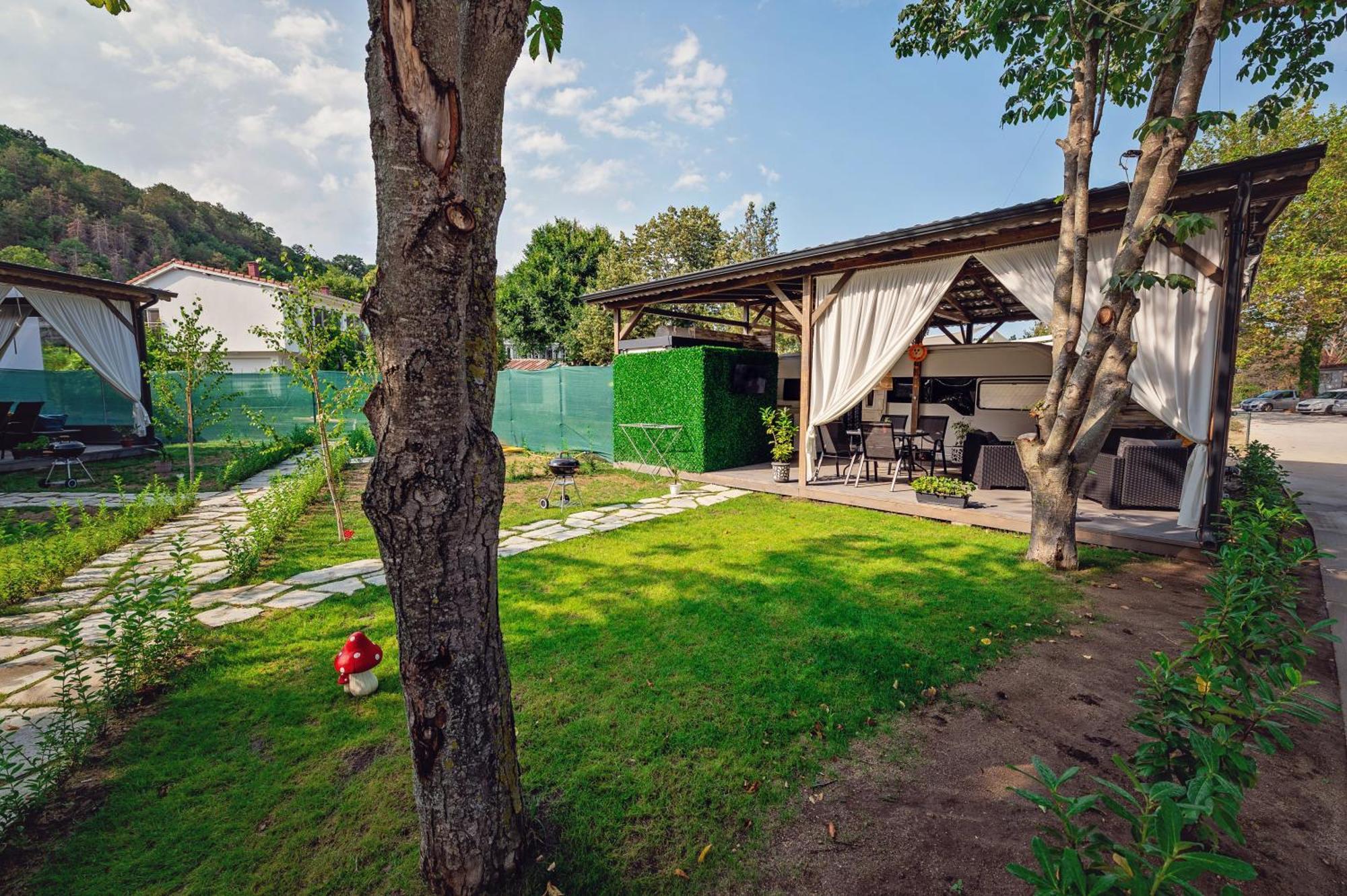Hotel Каравани Avi Iris Фичоза Varna Exterior foto